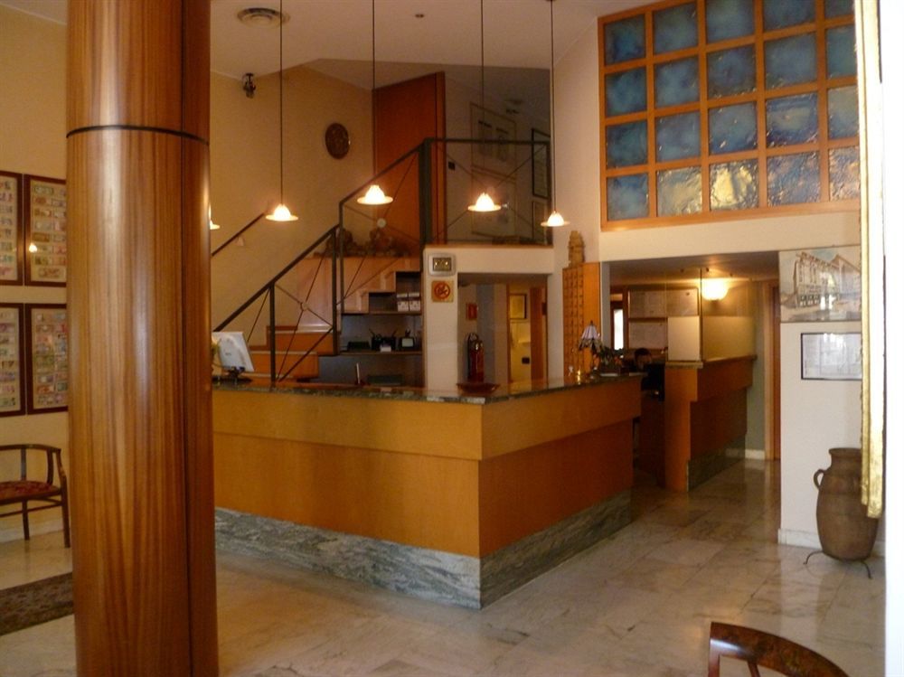 Hotel Astoria Gallarate Exterior photo