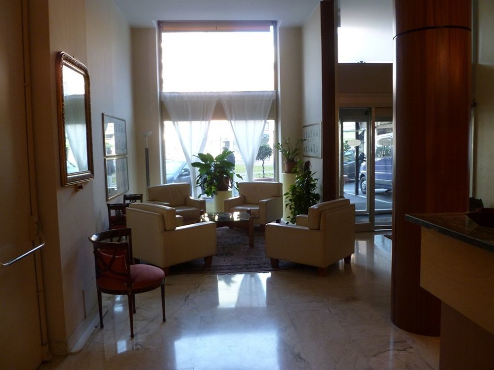 Hotel Astoria Gallarate Exterior photo