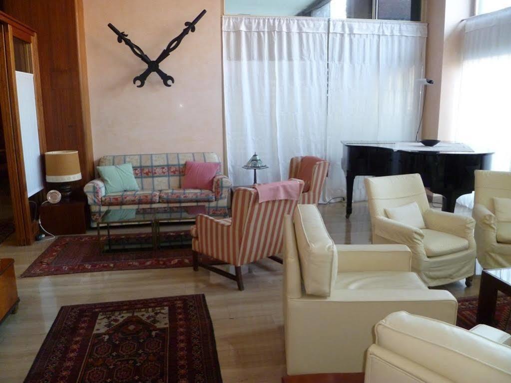 Hotel Astoria Gallarate Exterior photo
