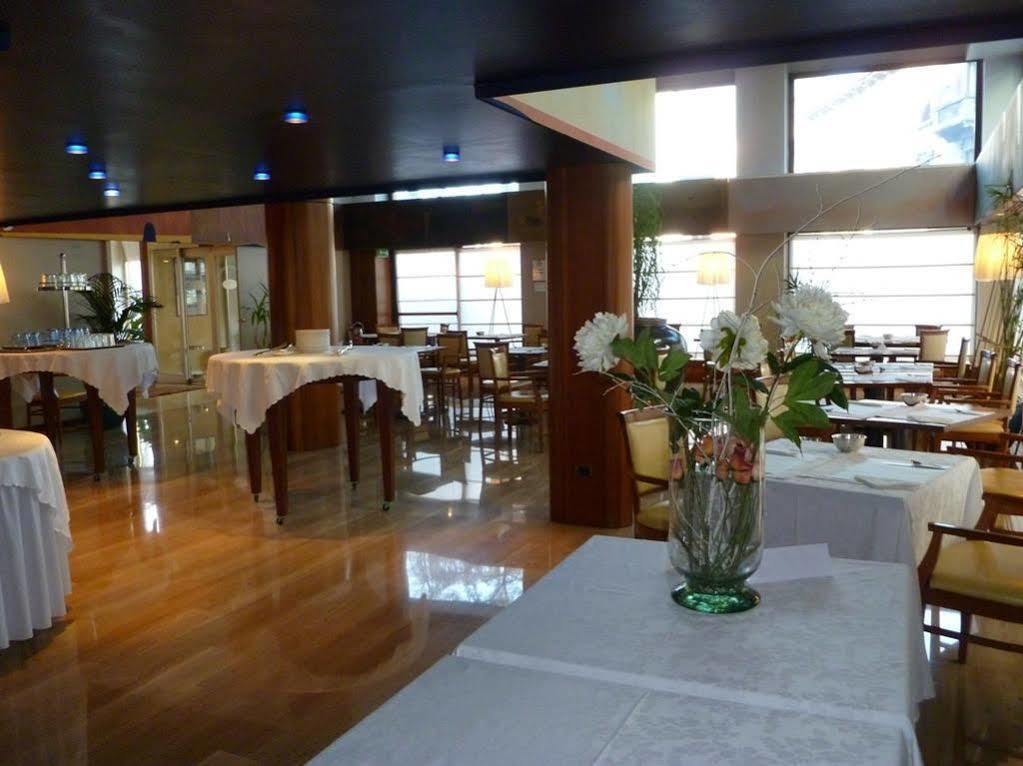 Hotel Astoria Gallarate Exterior photo